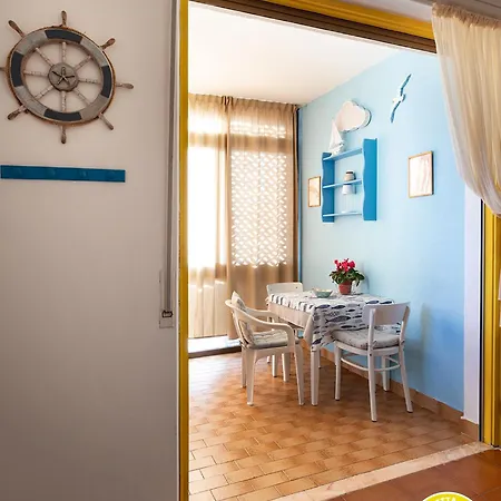 Nuvoletta Gioiosa A 2 Min Dal Mare Apartment *